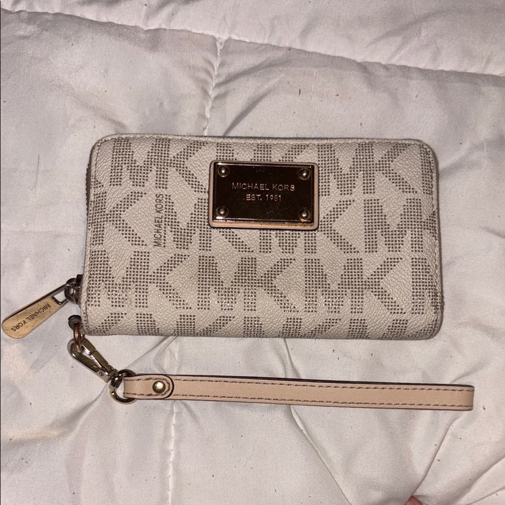 Michael Kors Beige Monogram Wallet